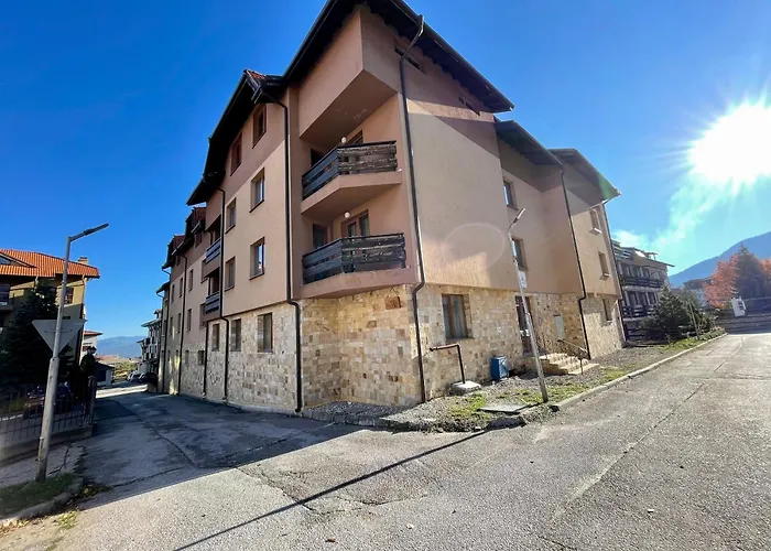 Private Next To Bellevue Μπάνσκο