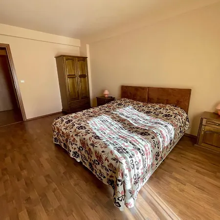 Апартаменты Private Next To Bellevue *