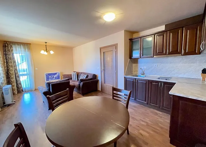 Private Next To Bellevue *